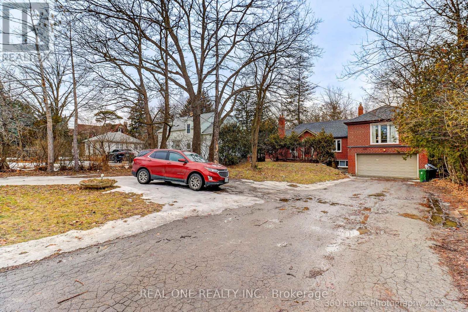 212 CUMMER AVENUE, Toronto (Newtonbrook East), Ontario, M2M2E7 — Photo 4