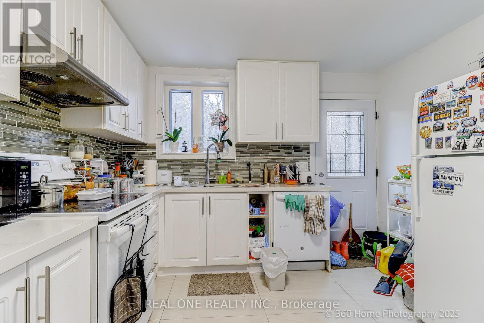 212 CUMMER AVENUE, Toronto (Newtonbrook East), Ontario, M2M2E7 — Photo 9