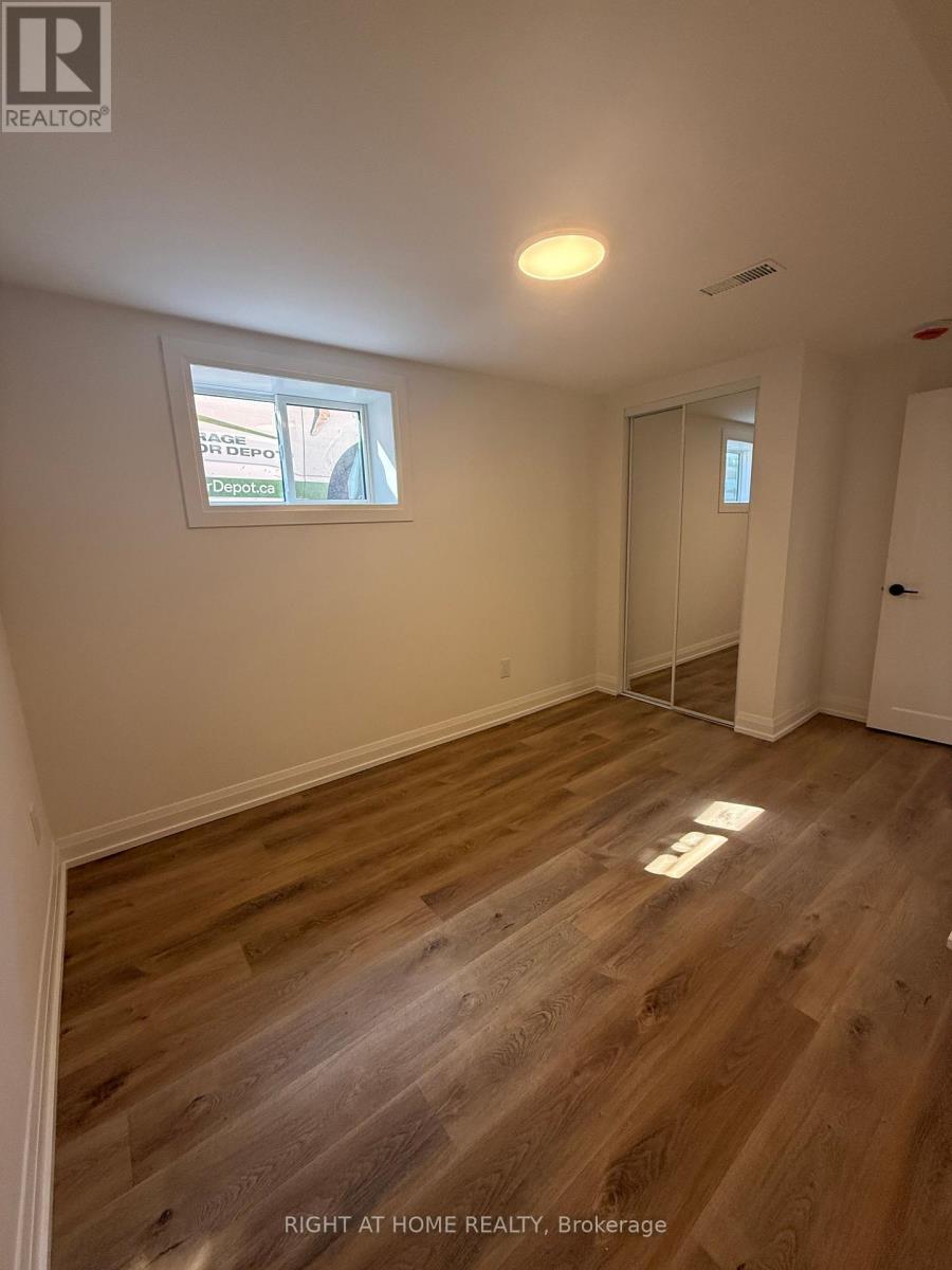 1B - 15 ARROWSMITH AVENUE, Toronto (Brookhaven-Amesbury), Ontario, M6M2W8 — Photo 14