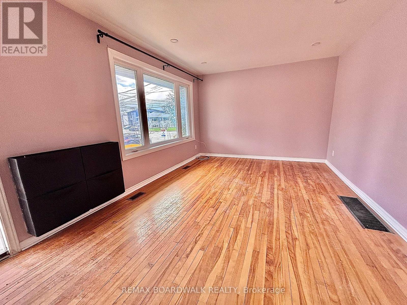 379 ST DENIS STREET, Ottawa, Ontario, K1L5H8 — Photo 4