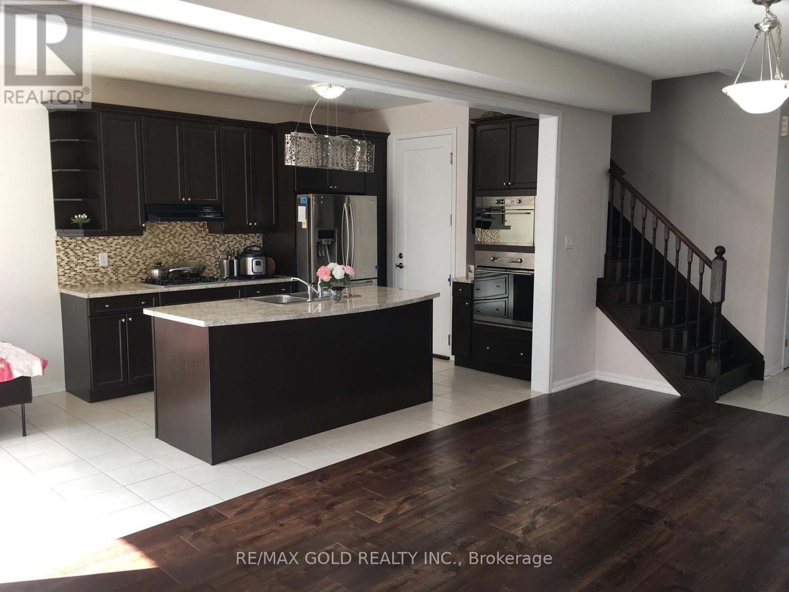 94 ROBERT PARKINSON DRIVE, Brampton (Northwest Brampton), Ontario, L7A0Z3 — Photo 8