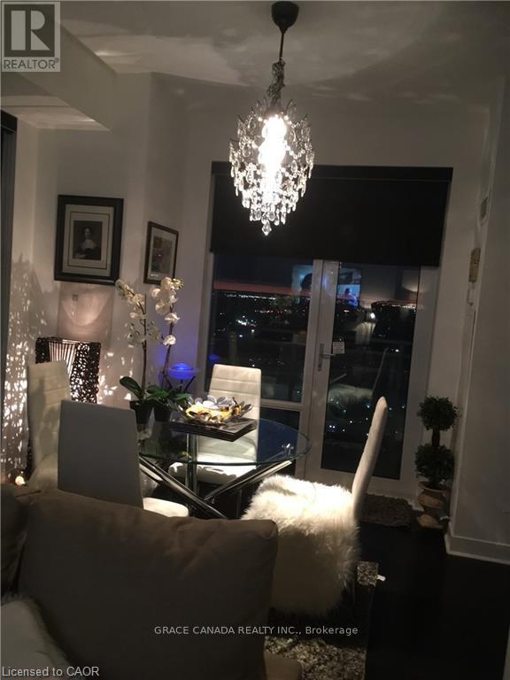 1808 - 360 SQUARE ONE DRIVE, Mississauga (City Centre), Ontario, L5B0G7 — Photo 11