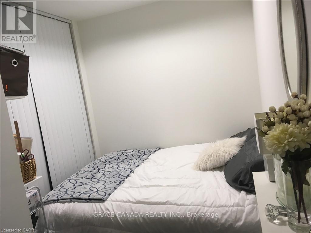 1808 - 360 SQUARE ONE DRIVE, Mississauga (City Centre), Ontario, L5B0G7 — Photo 18