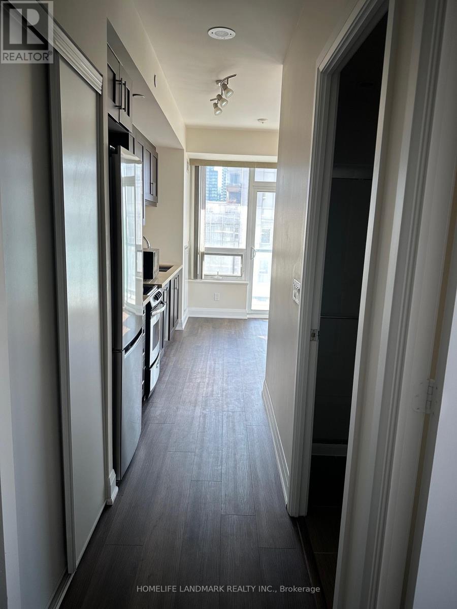 1805 - 68 CANTERBURY PLACE, Toronto (Willowdale West), Ontario, M2N0H8 — Photo 16