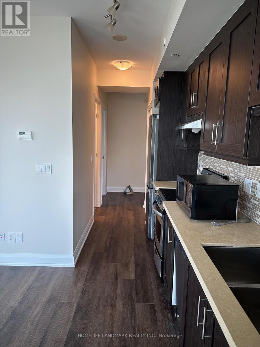 1805 - 68 CANTERBURY PLACE, Toronto (Willowdale West), Ontario, M2N0H8 — Photo 5