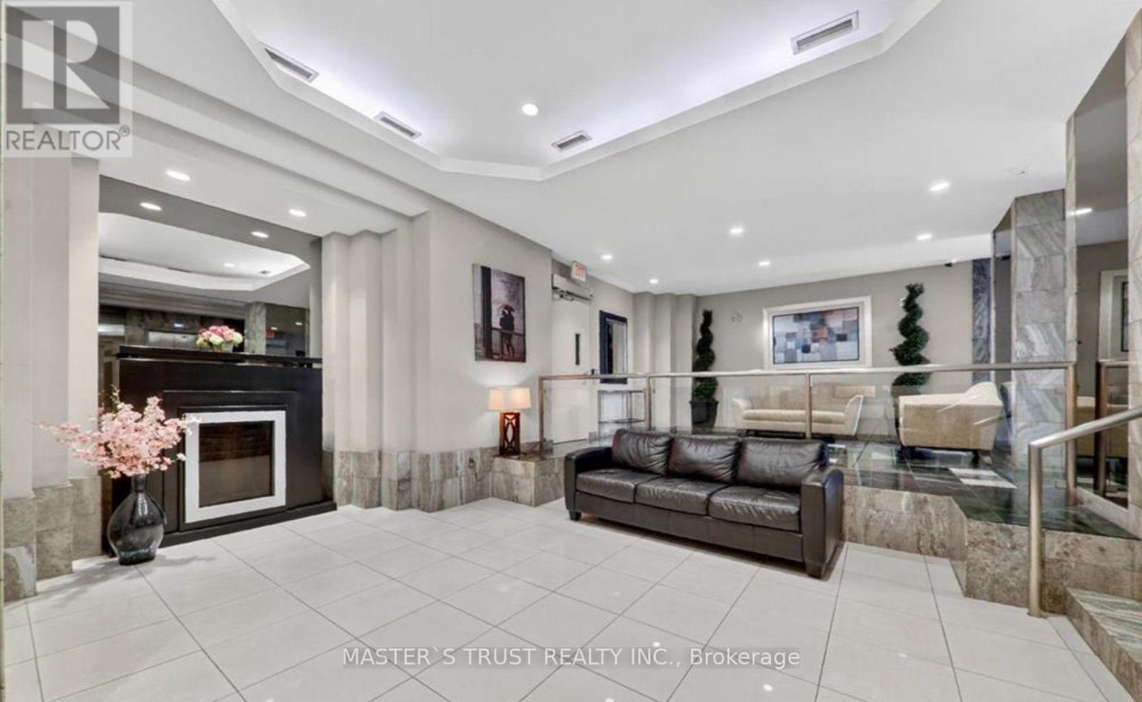 507 - 4460 TUCANA COURT, Mississauga (Hurontario), Ontario, L5R3K9 — Photo 3