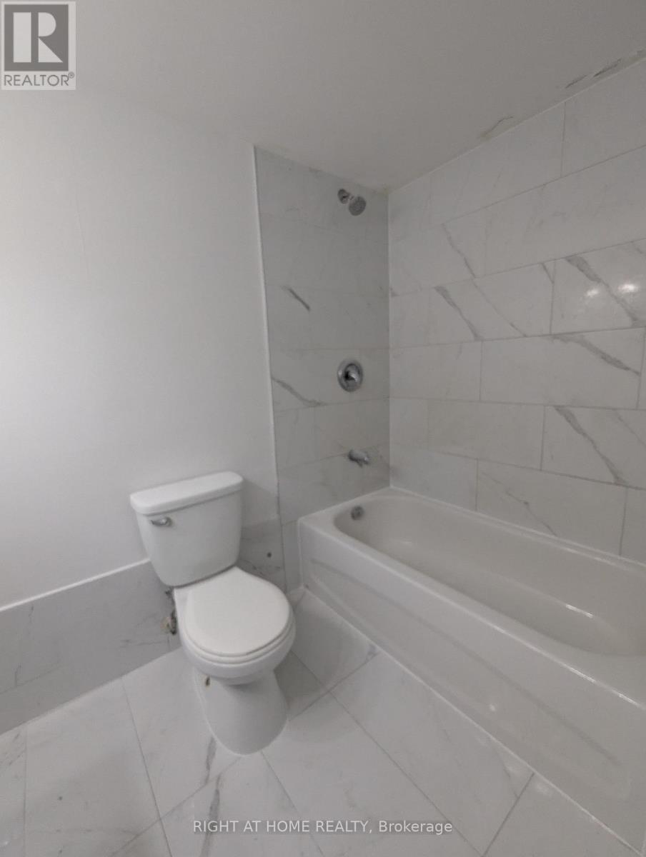 708 - 1615 BLOOR STREET N, Mississauga (Applewood), Ontario, L4X1S2 — Photo 12