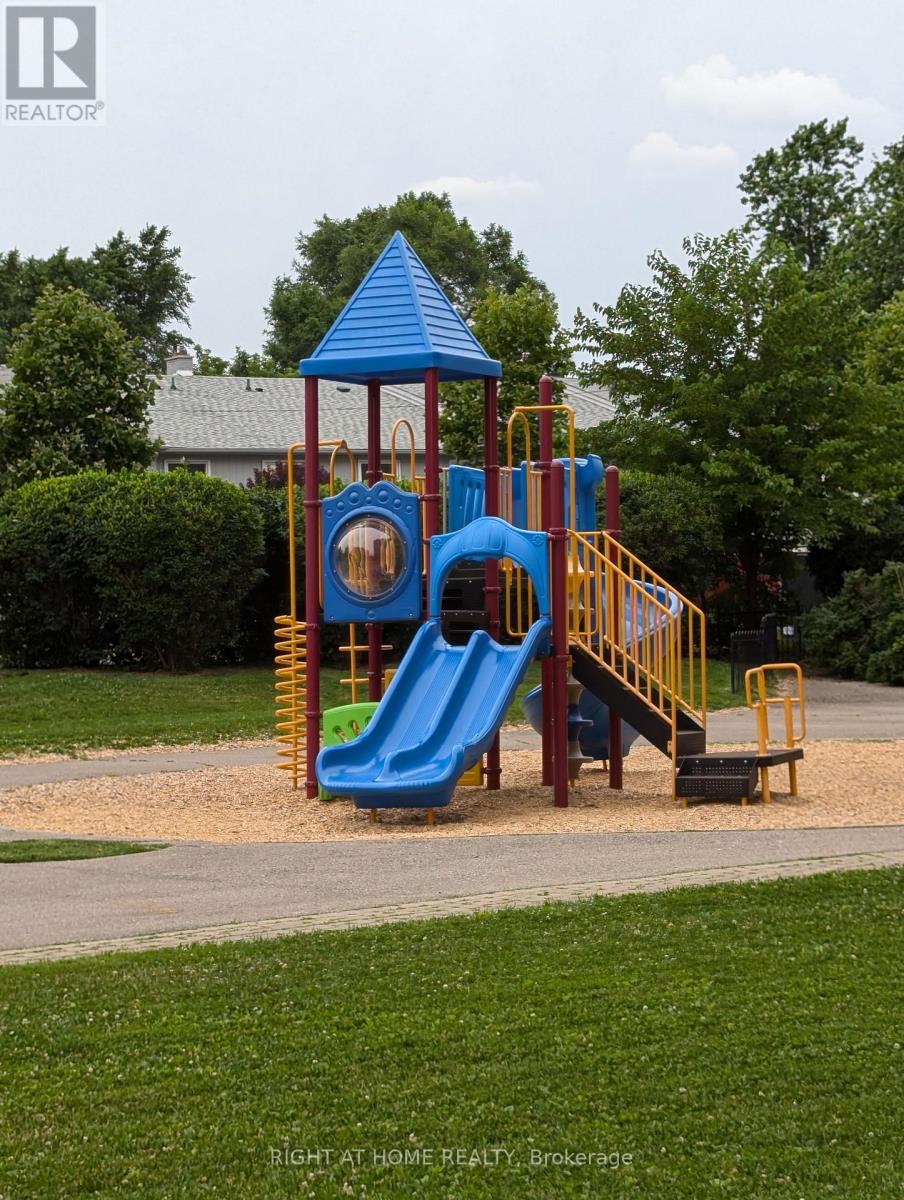 708 - 1615 BLOOR STREET N, Mississauga (Applewood), Ontario, L4X1S2 — Photo 20