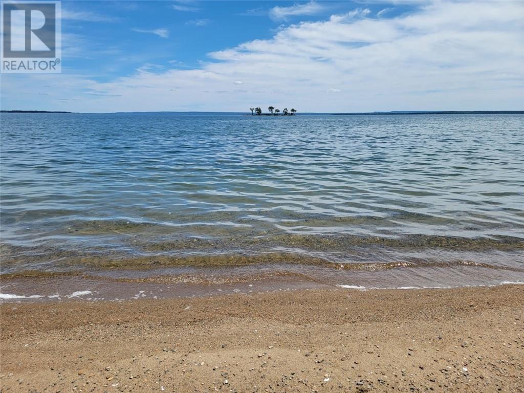 462 Maple Point Rd, Kagawong, Ontario, P0P1J0 — Photo 12