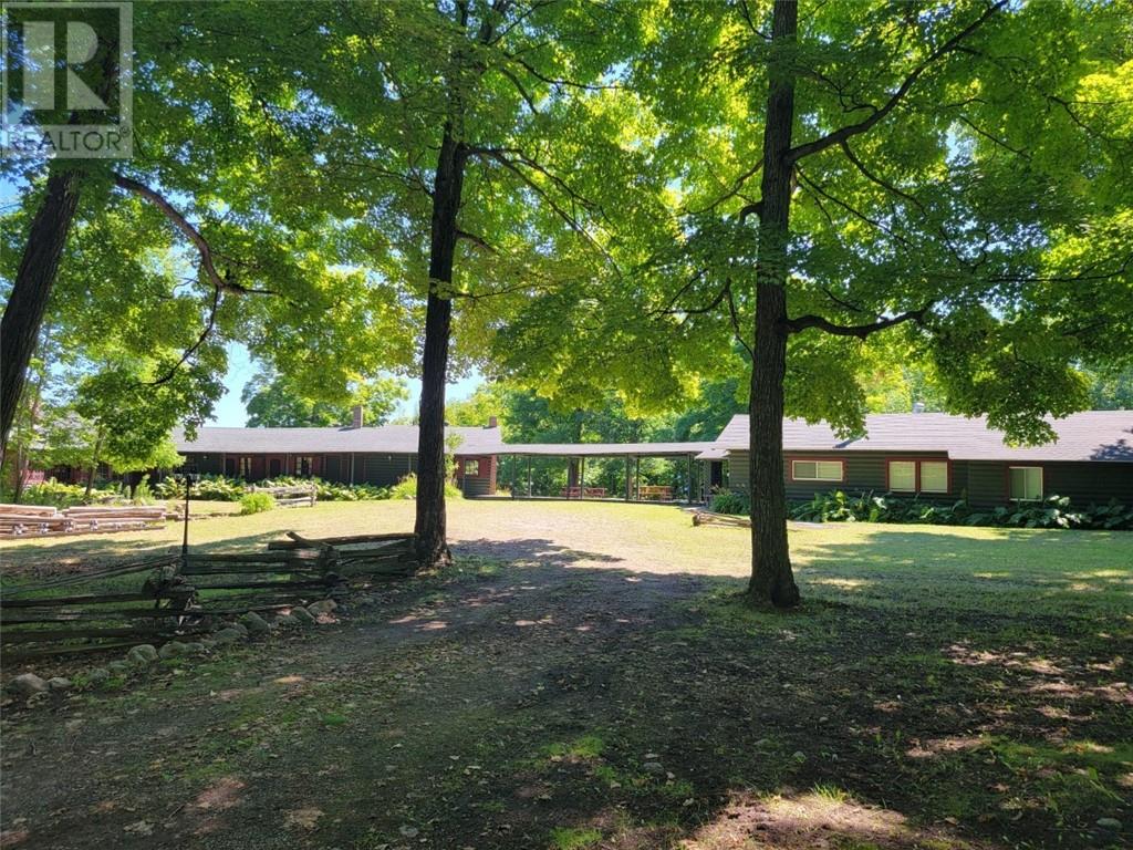 462 Maple Point Rd, Kagawong, Ontario, P0P1J0 — Photo 47