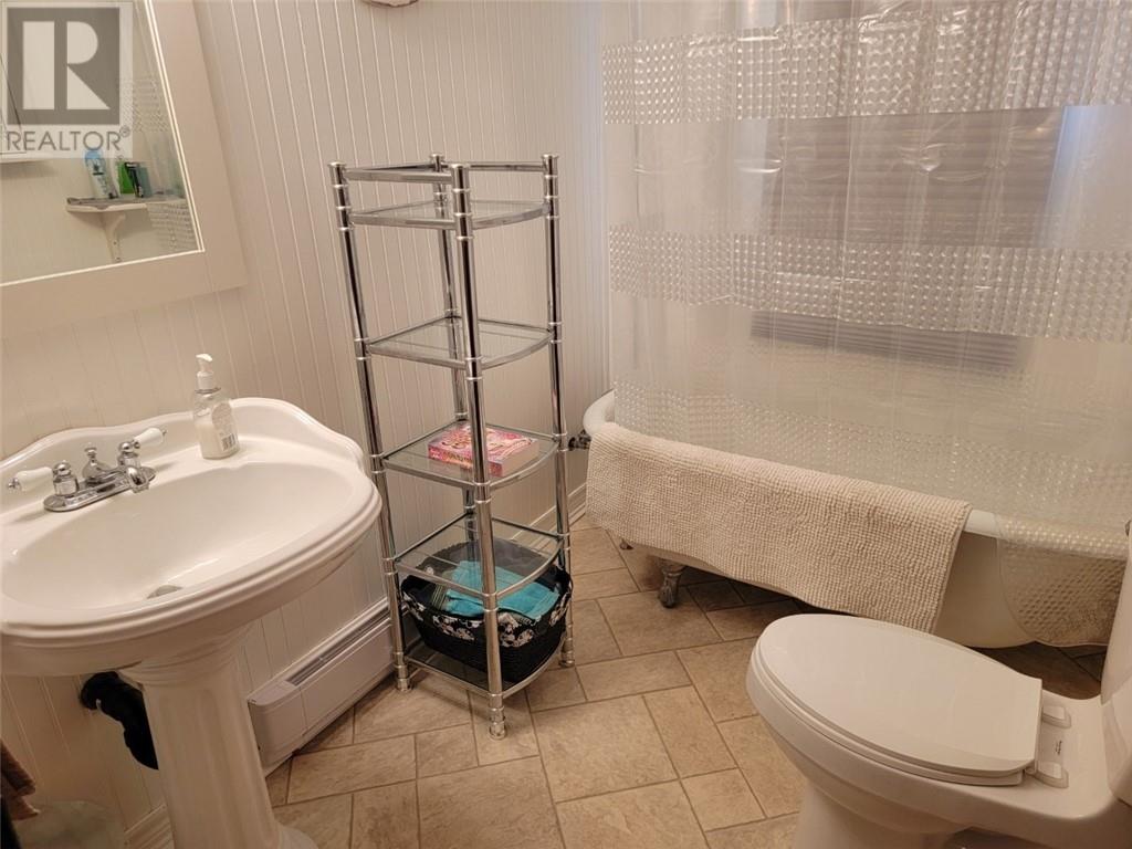 462 Maple Point Rd, Kagawong, Ontario, P0P1J0 — Photo 58