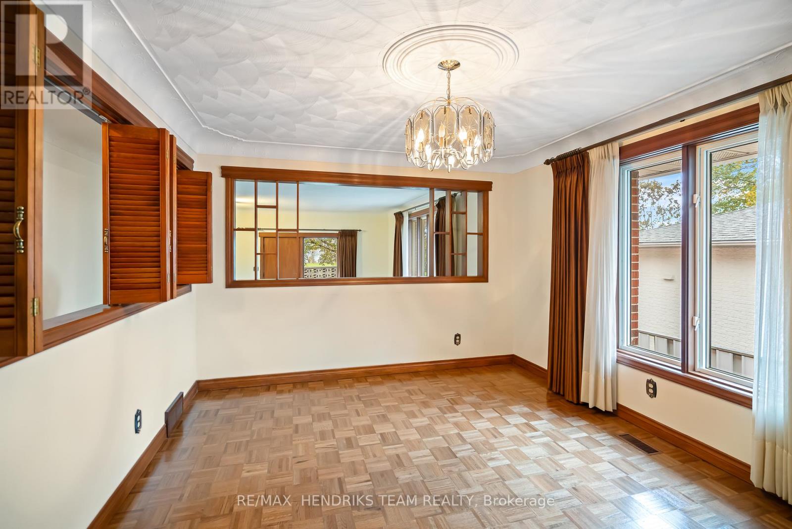 85 WESTGATE PARK DRIVE, St. Catharines (Lakeshore), Ontario, L2N5X1 — Photo 11