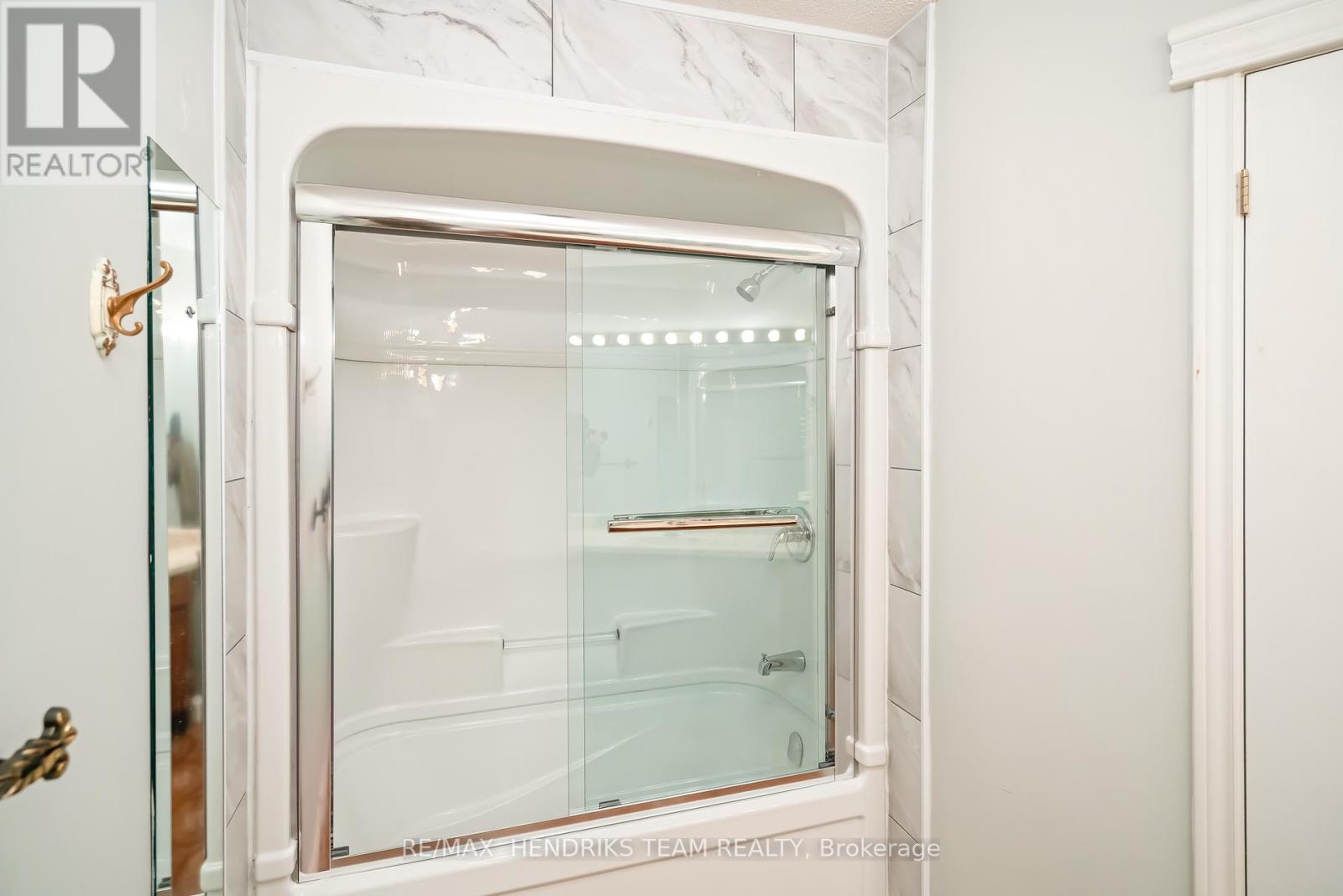 85 WESTGATE PARK DRIVE, St. Catharines (Lakeshore), Ontario, L2N5X1 — Photo 22