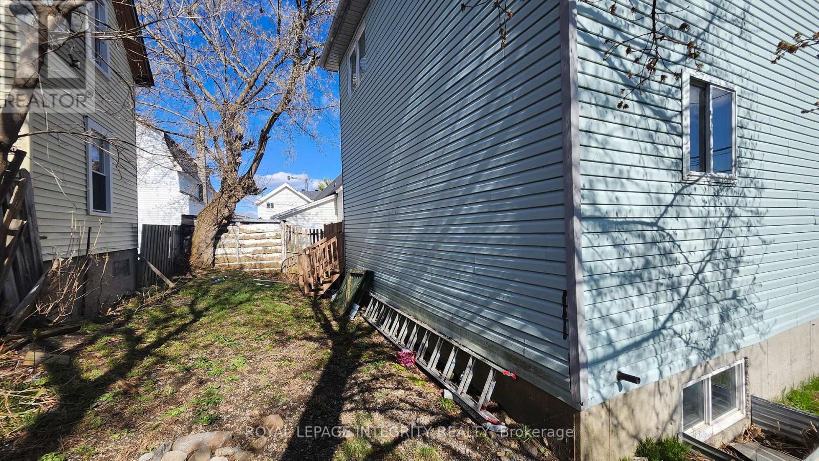 208 PRINCE ALBERT STREET, Cornwall, Ontario, K6H1J7 — Photo 4