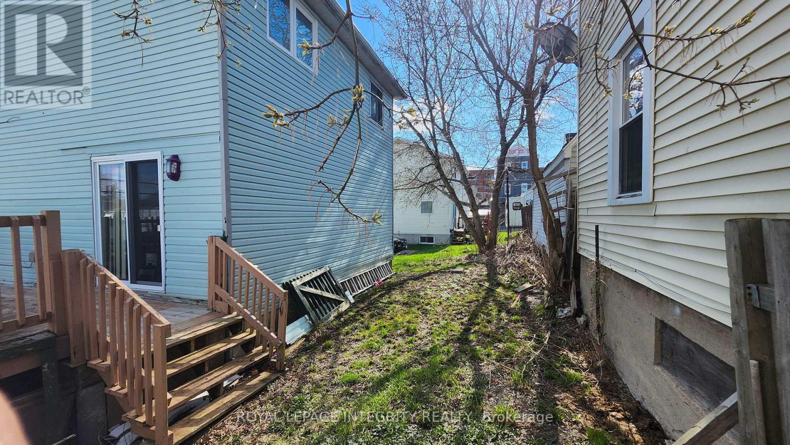 208 PRINCE ALBERT STREET, Cornwall, Ontario, K6H1J7 — Photo 6