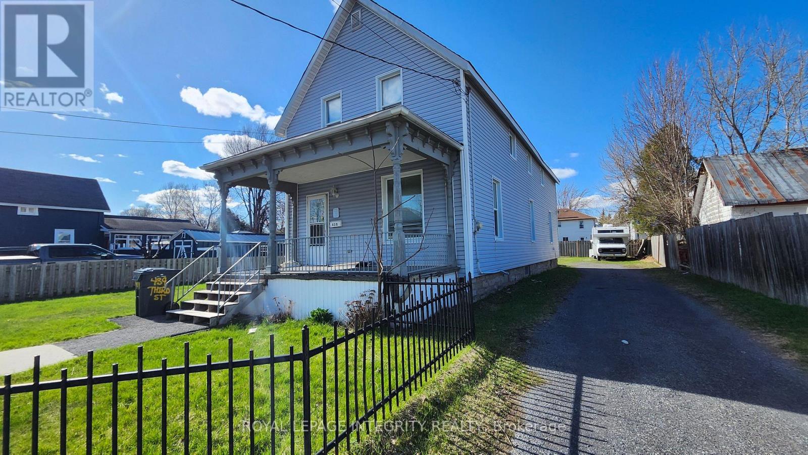 439 3RD STREET E, Cornwall, Ontario, K6H2E6 — Photo 2