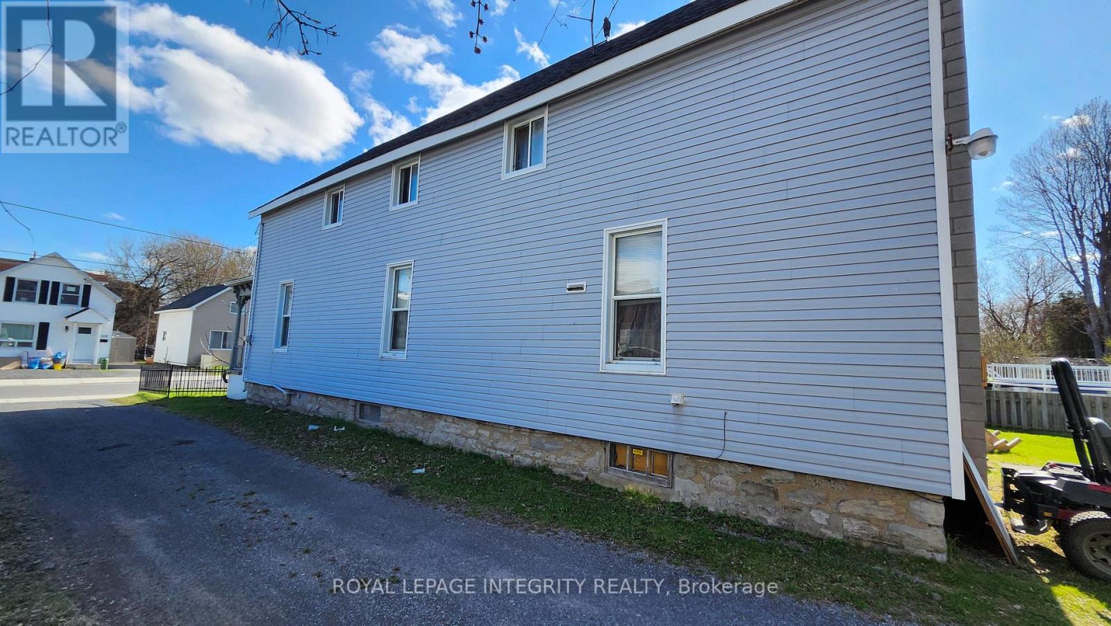 439 3RD STREET E, Cornwall, Ontario, K6H2E6 — Photo 3