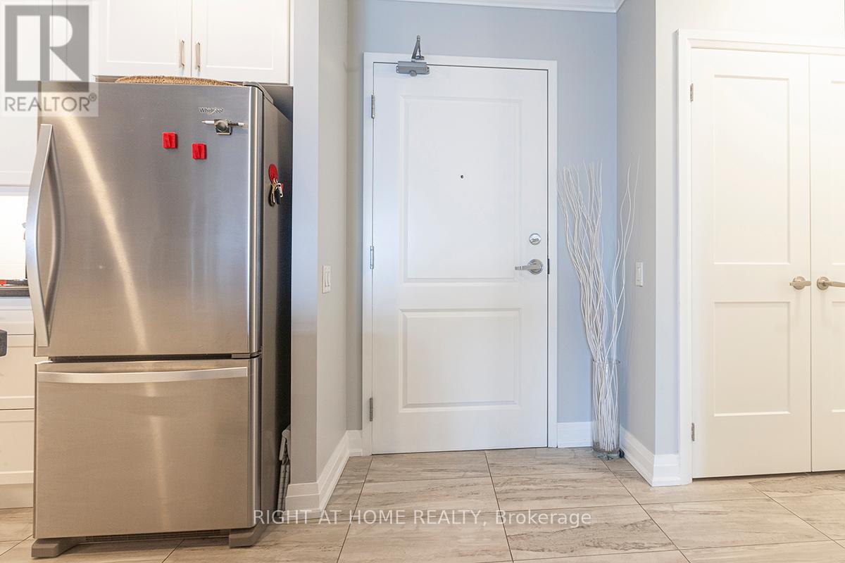 321 - 830 MEGSON TERRACE, Milton (WI Willmott), Ontario, L9T9M7 — Photo 8