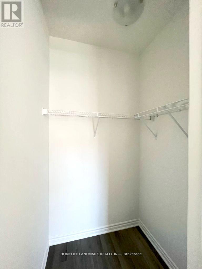 1896 THAMES CIRCLE, Milton (BW Bowes), Ontario, L9E1Y9 — Photo 9