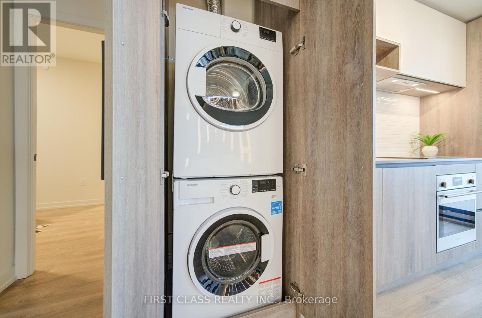 1604 - 181 STERLING ROAD, Toronto (Dufferin Grove), Ontario, M6R2B2 — Photo 14