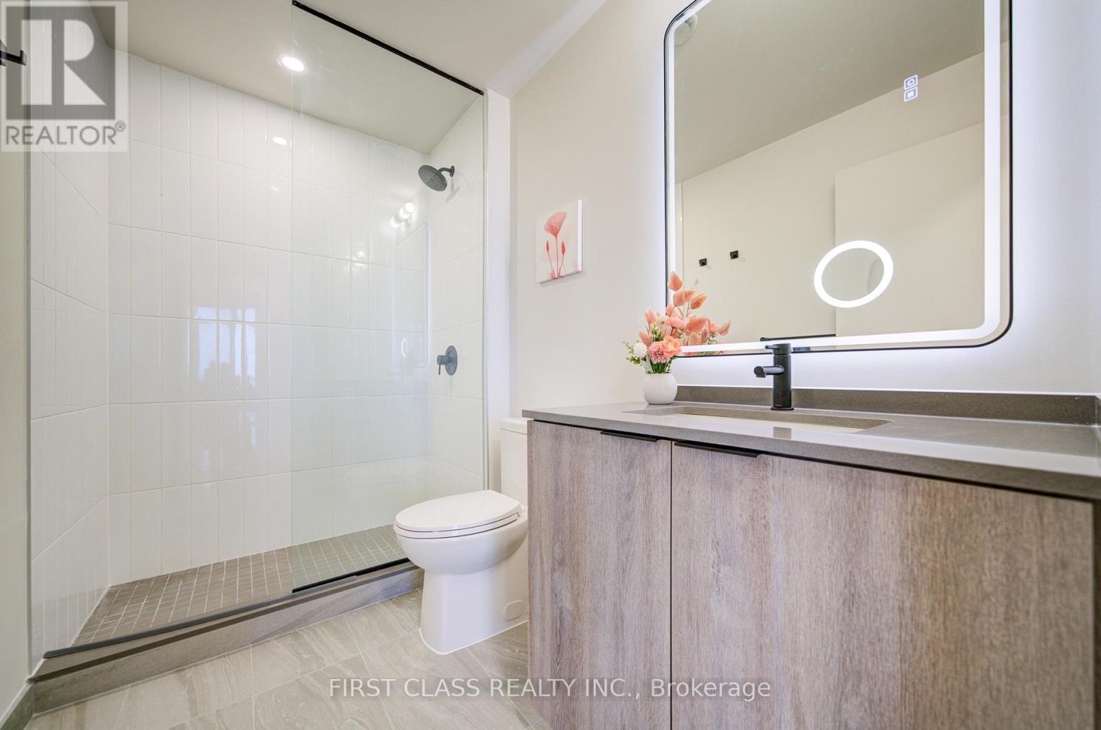 1604 - 181 STERLING ROAD, Toronto (Dufferin Grove), Ontario, M6R2B2 — Photo 18