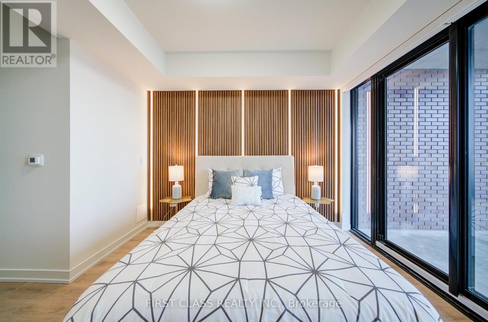 1604 - 181 STERLING ROAD, Toronto (Dufferin Grove), Ontario, M6R2B2 — Photo 20