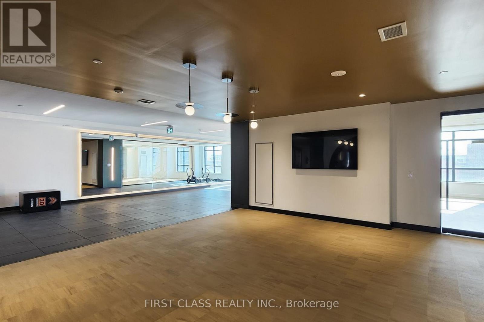 1604 - 181 STERLING ROAD, Toronto (Dufferin Grove), Ontario, M6R2B2 — Photo 25