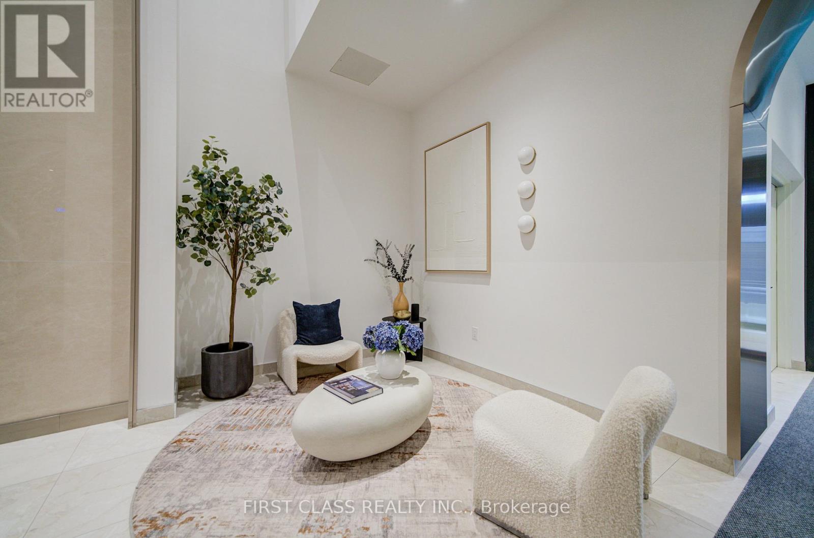 1604 - 181 STERLING ROAD, Toronto (Dufferin Grove), Ontario, M6R2B2 — Photo 3