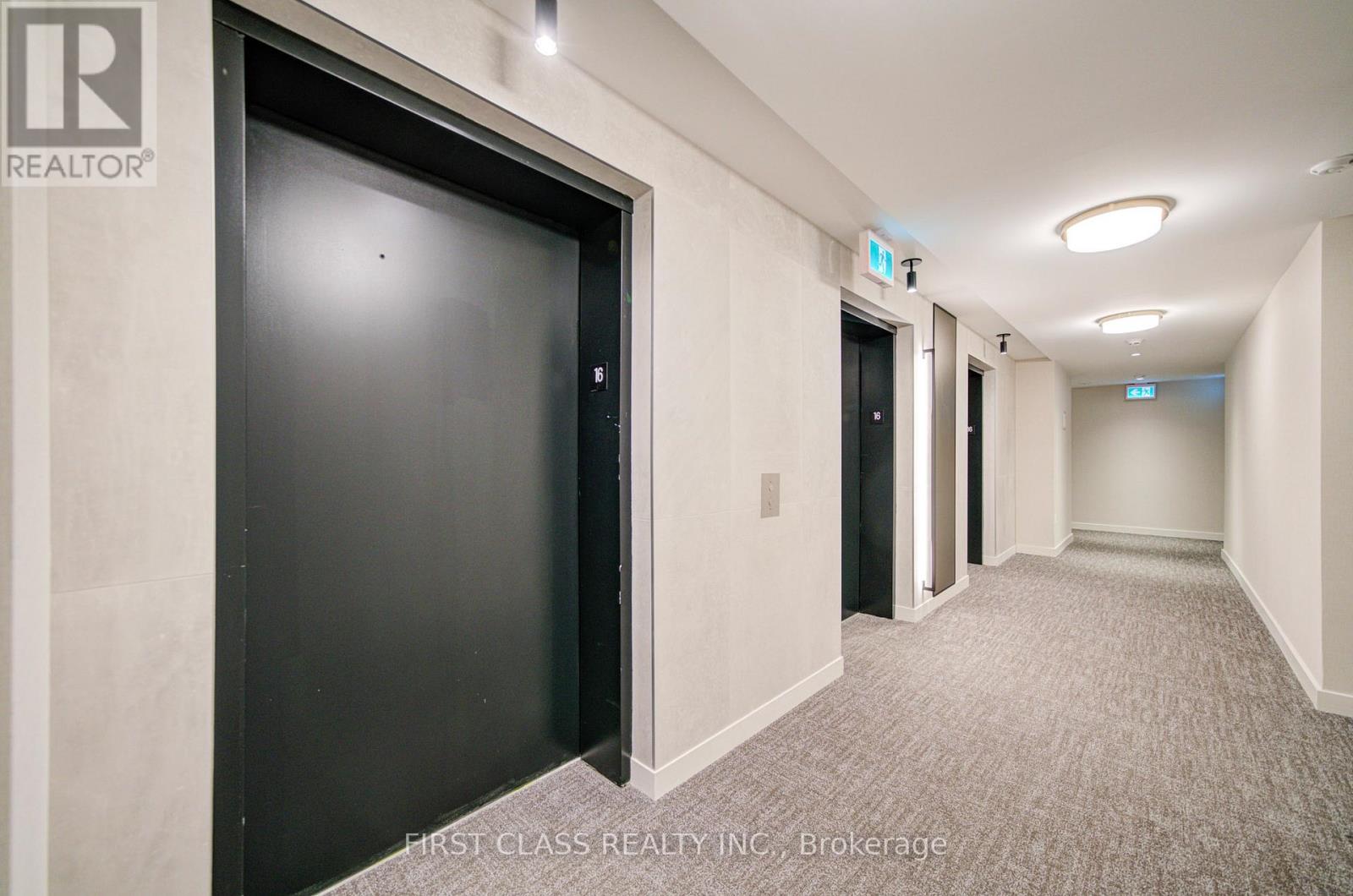 1604 - 181 STERLING ROAD, Toronto (Dufferin Grove), Ontario, M6R2B2 — Photo 4