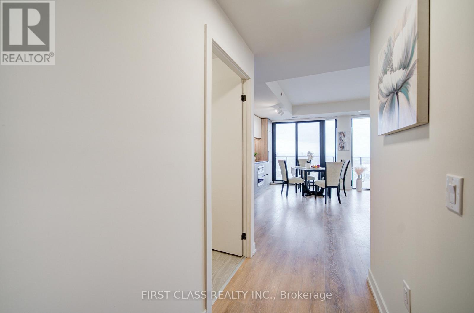 1604 - 181 STERLING ROAD, Toronto (Dufferin Grove), Ontario, M6R2B2 — Photo 7