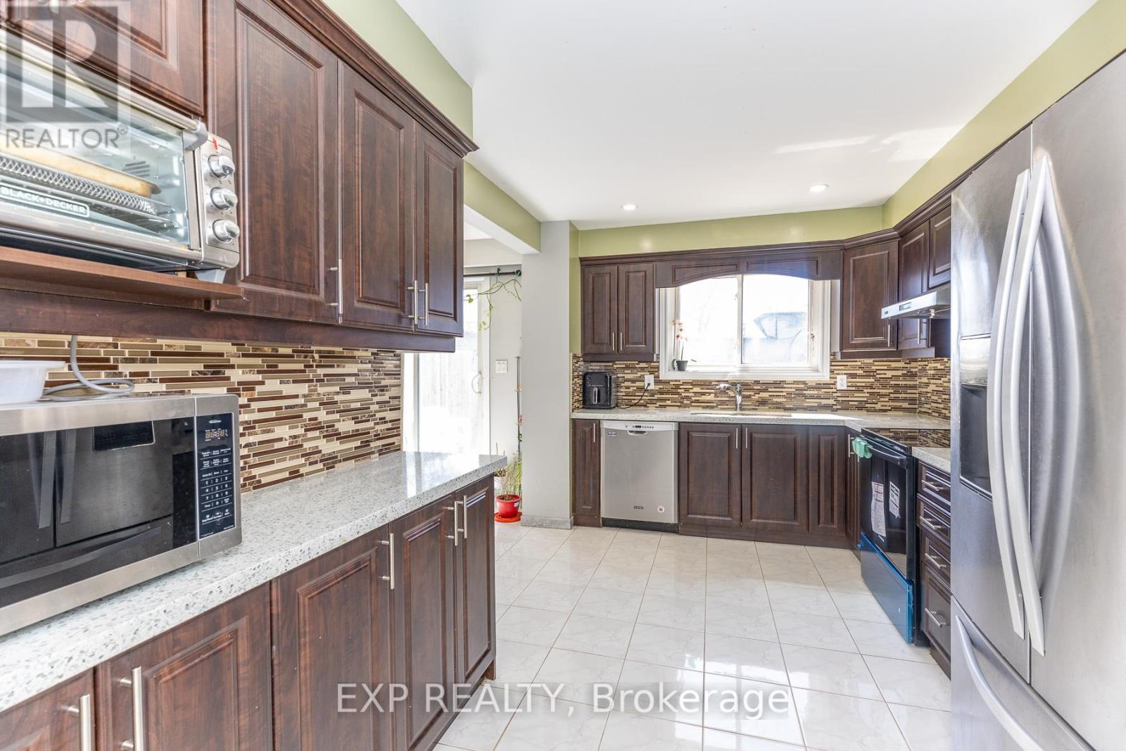 3270 KLAIMAN DRIVE, Mississauga (Applewood), Ontario, L4Y3C8 — Photo 16