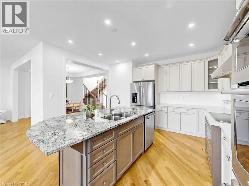 1229 SWEETFERN Crescent, Milton, Ontario, L9E1L9 — Photo 13