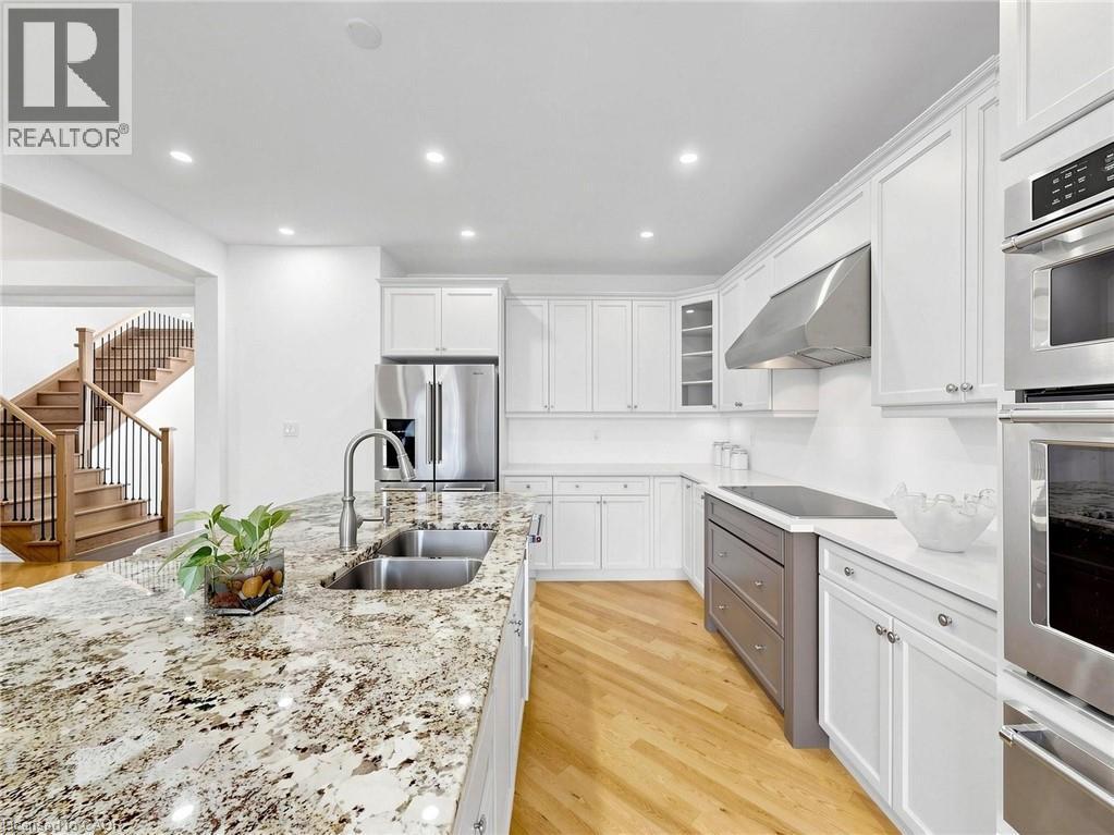 1229 SWEETFERN Crescent, Milton, Ontario, L9E1L9 — Photo 14