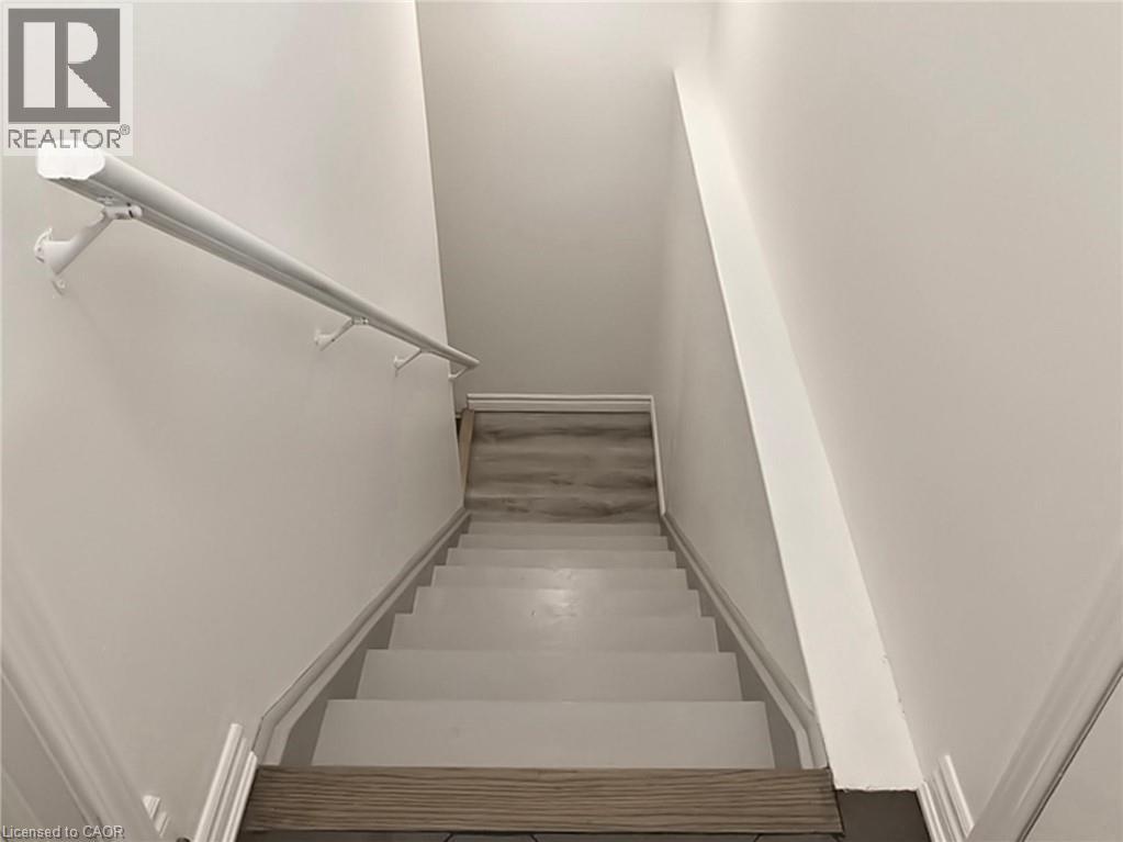 1229 SWEETFERN Crescent, Milton, Ontario, L9E1L9 — Photo 36