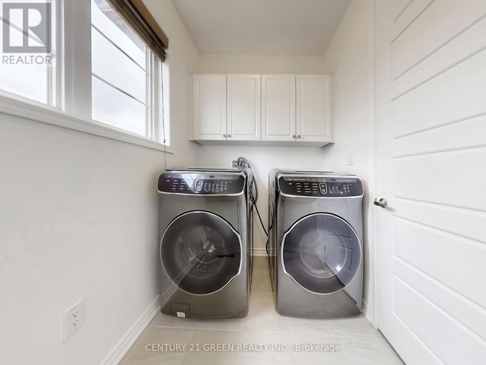 1229 SWEETFERN CRESCENT, Milton (CB Cobban), Ontario, L9E1L9 — Photo 35