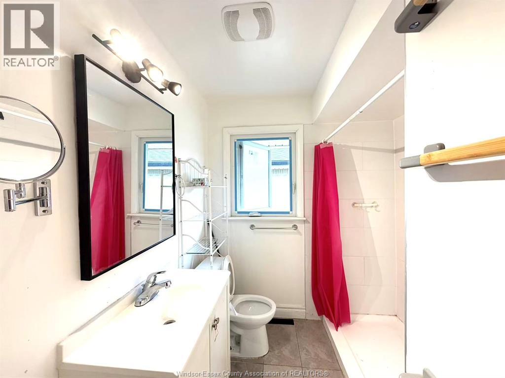 3863 Longfellow AVENUE, Windsor, Ontario, N9G2B4 — Photo 4