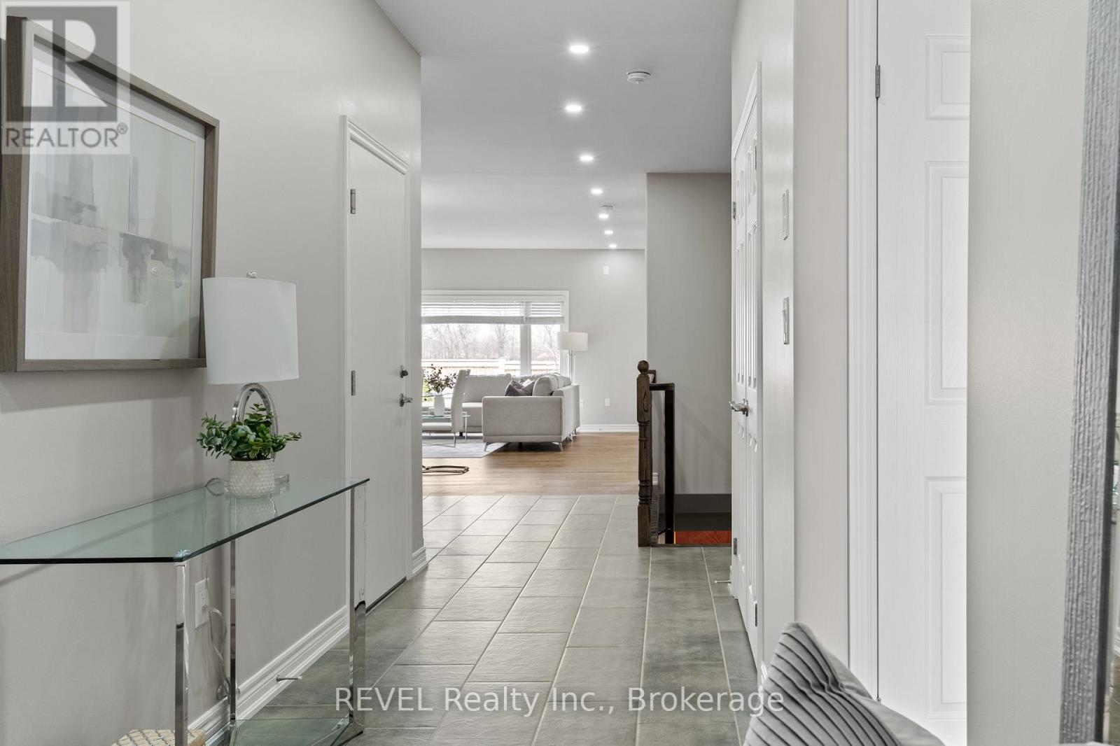 7 - 7138 PARSA STREET E, Niagara Falls (Brown), Ontario, L2H3W1 — Photo 5