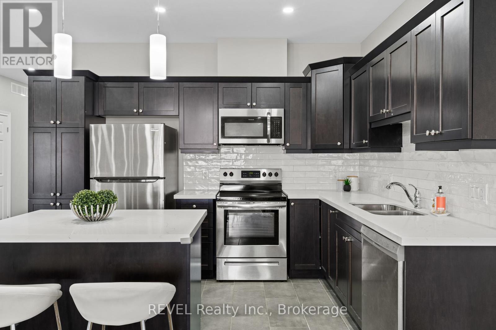 7 - 7138 PARSA STREET E, Niagara Falls (Brown), Ontario, L2H3W1 — Photo 9