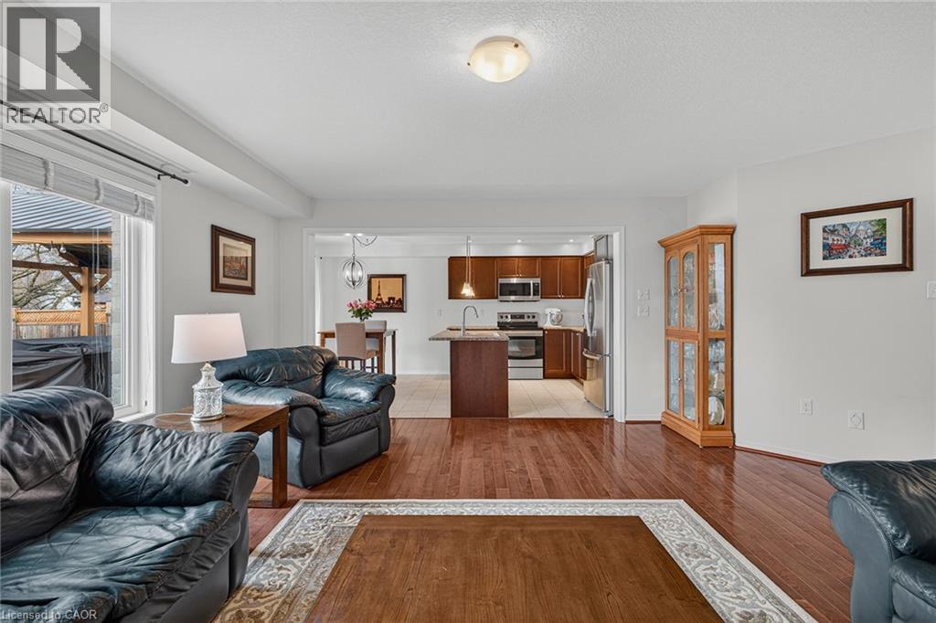18 STARLIGHT Avenue, Woolwich, Ontario, N0B1M0 — Photo 10