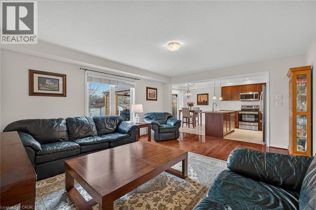 18 STARLIGHT Avenue, Woolwich, Ontario, N0B1M0 — Photo 8