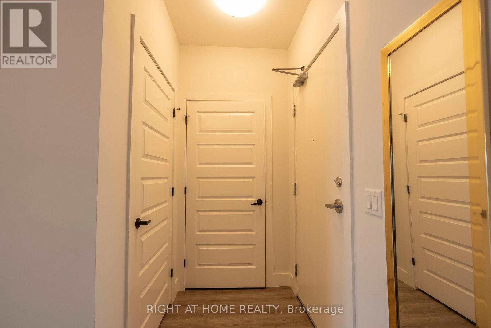 302 - 1000 LACKNER PLACE PLACE E, Kitchener, Ontario, N2A0L9 — Photo 5