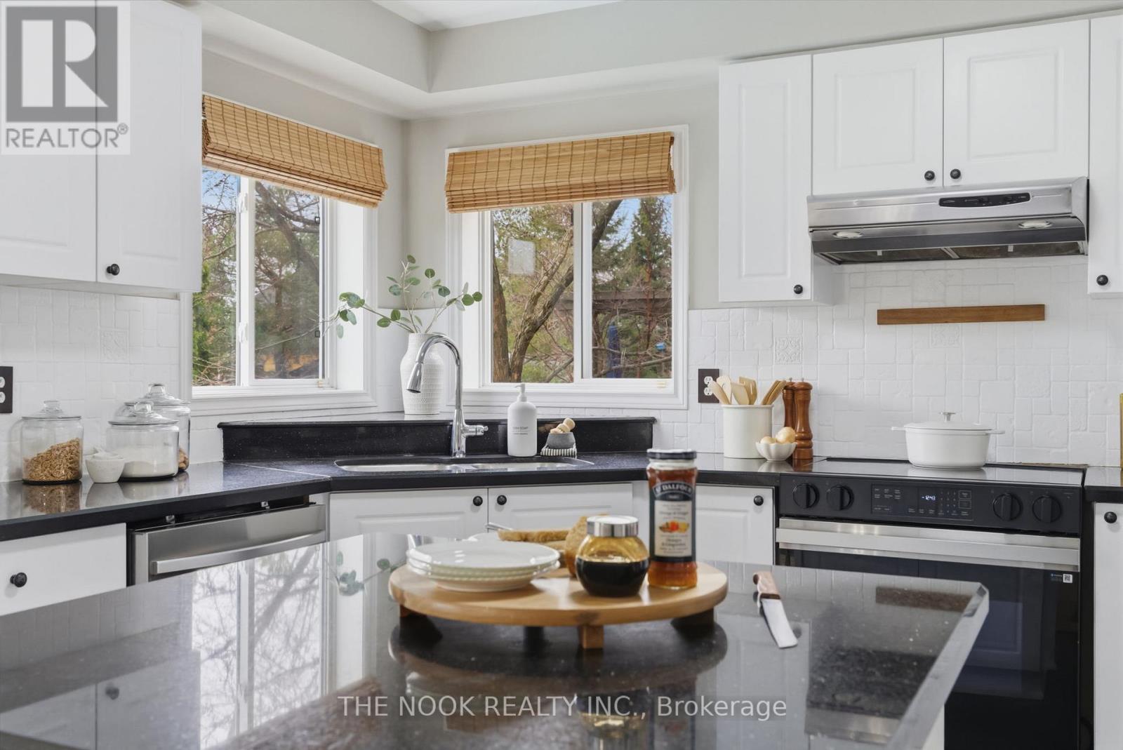 22 SELKIRK DRIVE, Whitby (Brooklin), Ontario, L1M2E6 — Photo 13