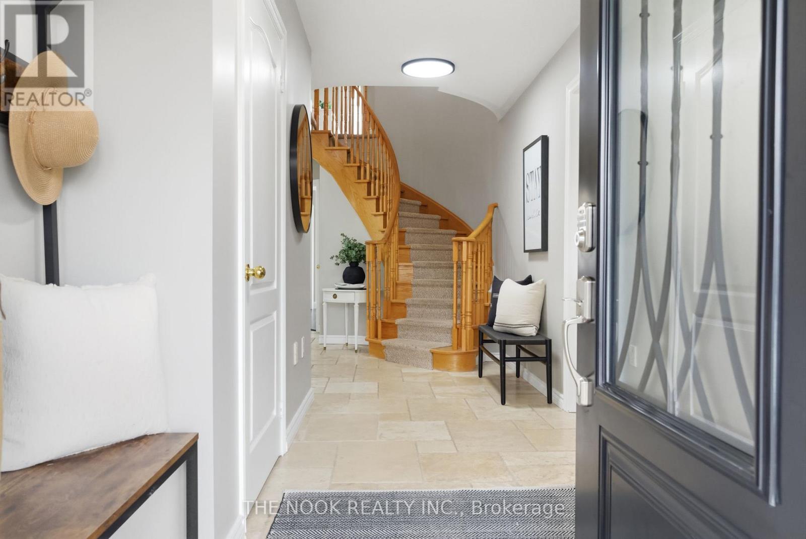 22 SELKIRK DRIVE, Whitby (Brooklin), Ontario, L1M2E6 — Photo 6