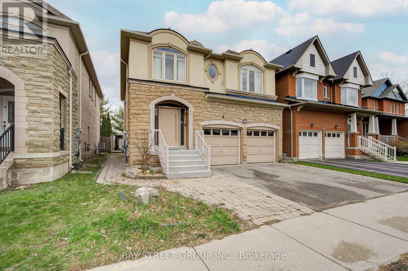 48 COZENS DRIVE, Richmond Hill (Oak Ridges), Ontario, L4E4W6 — Photo 2