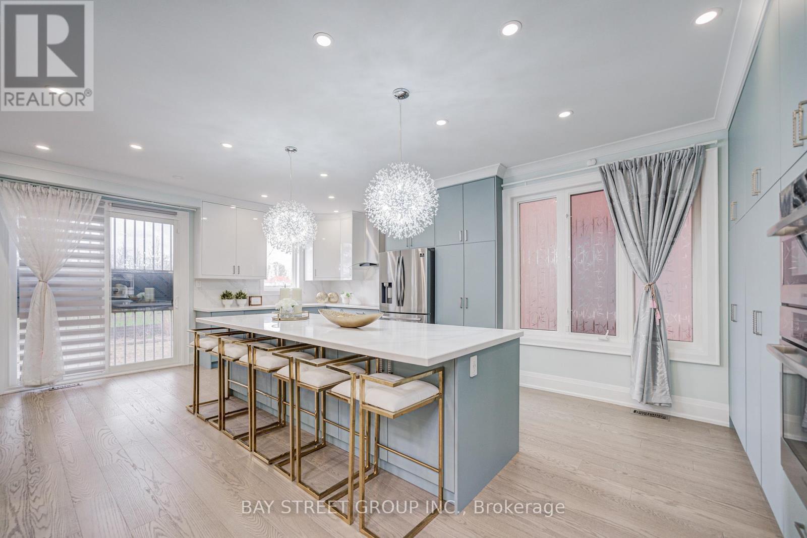 48 COZENS DRIVE, Richmond Hill (Oak Ridges), Ontario, L4E4W6 — Photo 8