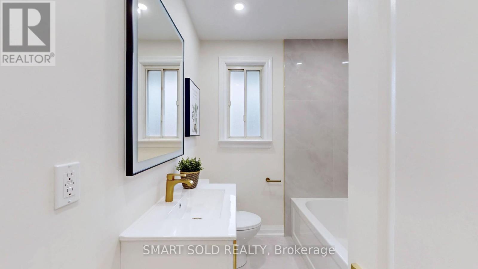 439 FERNLEIGH CIRCLE N, Richmond Hill (Crosby), Ontario, L4C1E5 — Photo 20