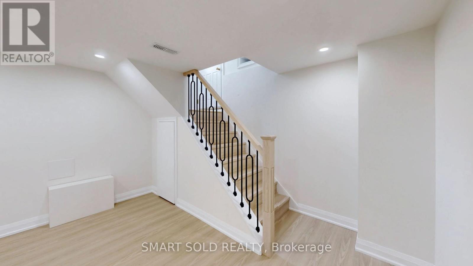 439 FERNLEIGH CIRCLE N, Richmond Hill (Crosby), Ontario, L4C1E5 — Photo 23