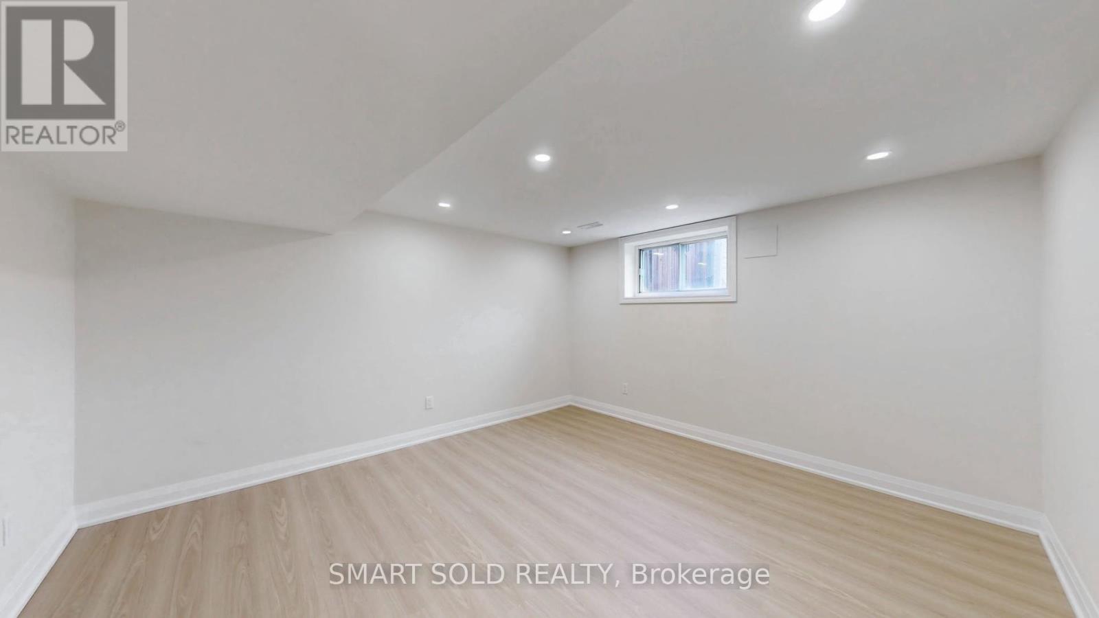 439 FERNLEIGH CIRCLE N, Richmond Hill (Crosby), Ontario, L4C1E5 — Photo 34