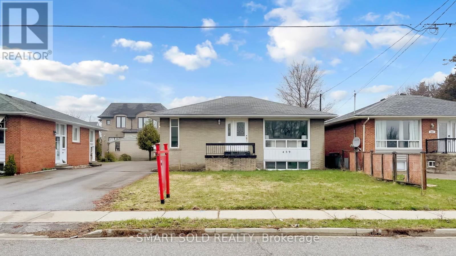 439 FERNLEIGH CIRCLE N, Richmond Hill (Crosby), Ontario, L4C1E5 — Photo 37