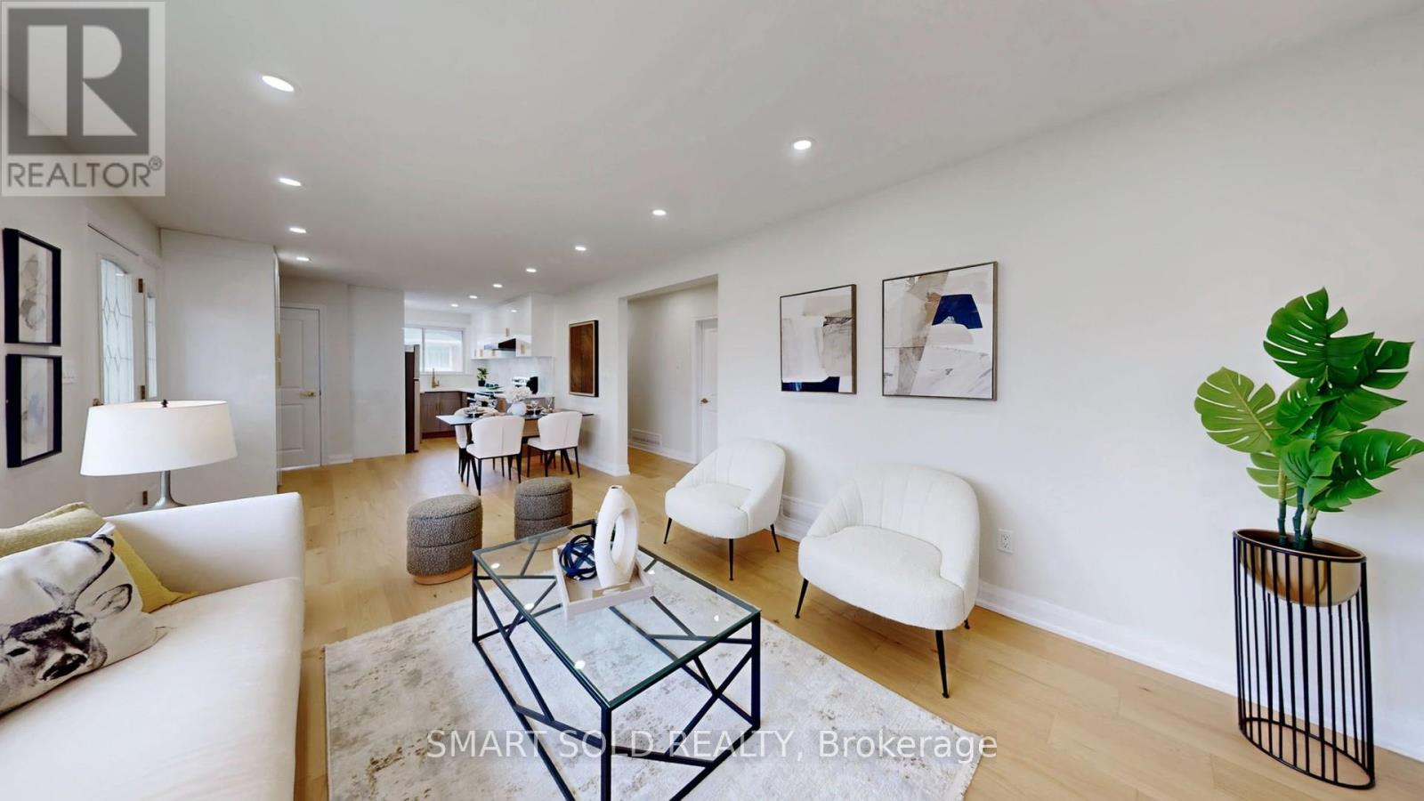 439 FERNLEIGH CIRCLE N, Richmond Hill (Crosby), Ontario, L4C1E5 — Photo 5